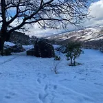 Affittacamere Bujtina Shpella E Plakes Cercan