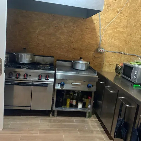 Bujtina Shpella E Plakes Cercan 招待所 Librazhet